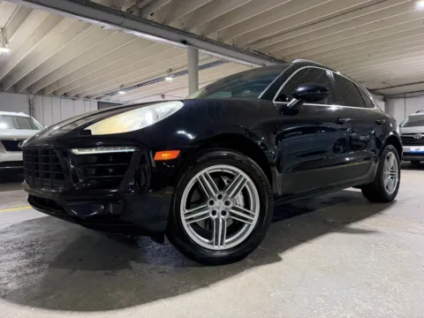 Photos of 2015 Porsche Macan S for sale in Carlstadt, NJ at 101 Motors