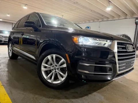 More photos of 2018 Audi Q7 3.0T Premium at 101 Motors, NJ