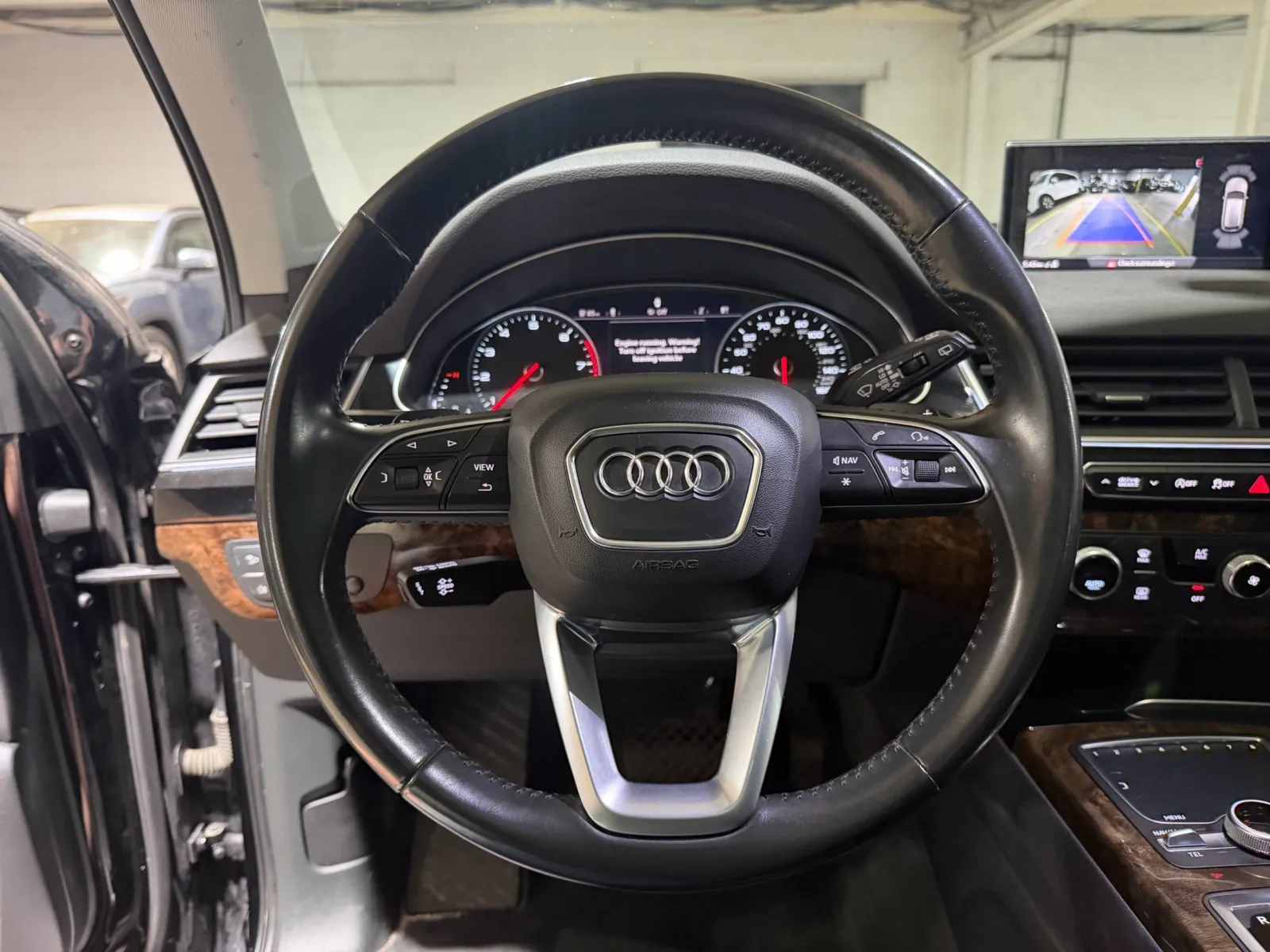 Audi Q7 photo 14