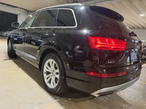 Another view of 2018 Audi Q7 3.0T Premium for sale in Carlstadt, NJ at 101 Motors