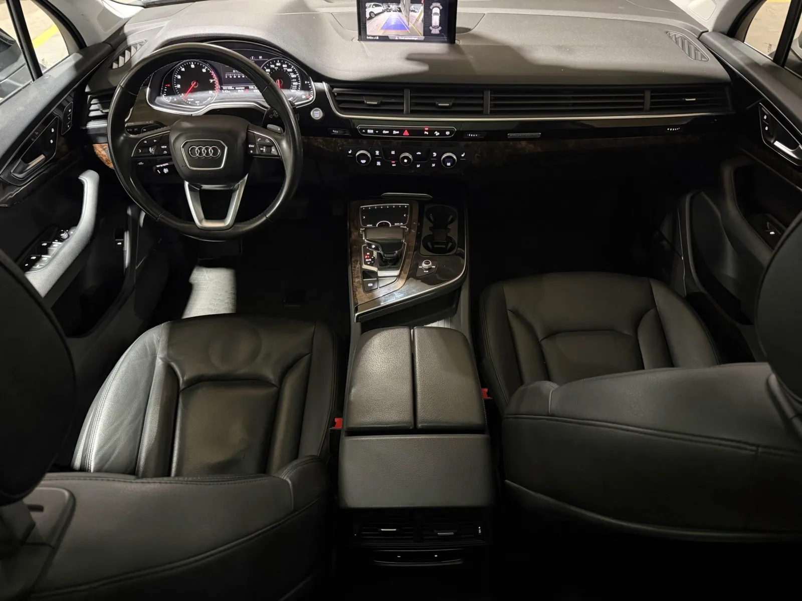 Audi Q7 photo 8