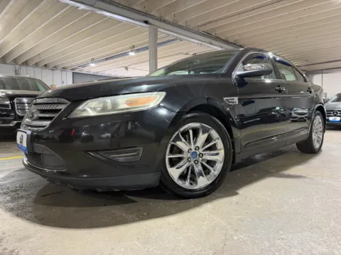 Photos of 2010 Ford Taurus Limited for sale in Carlstadt, NJ at 101 Motors