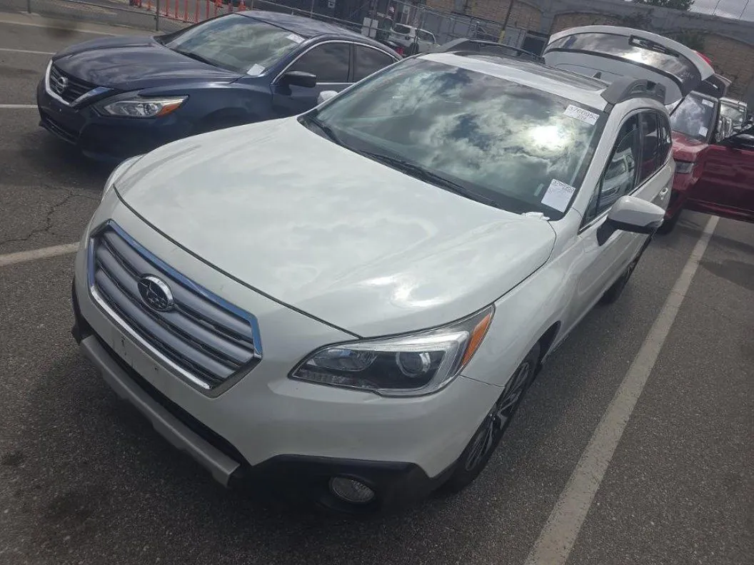 White 2017 Subaru Outback 3.6R Limited for sale in Carlstadt, NJ