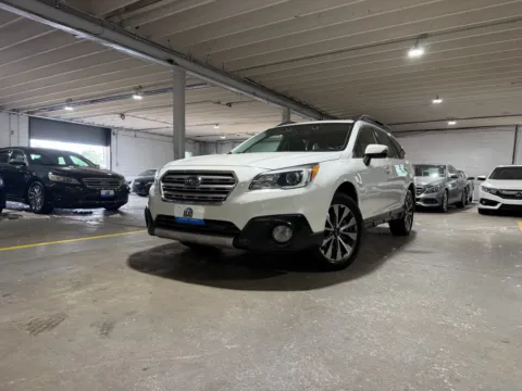 White 2017 Subaru Outback 3.6R Limited for sale in Carlstadt, NJ