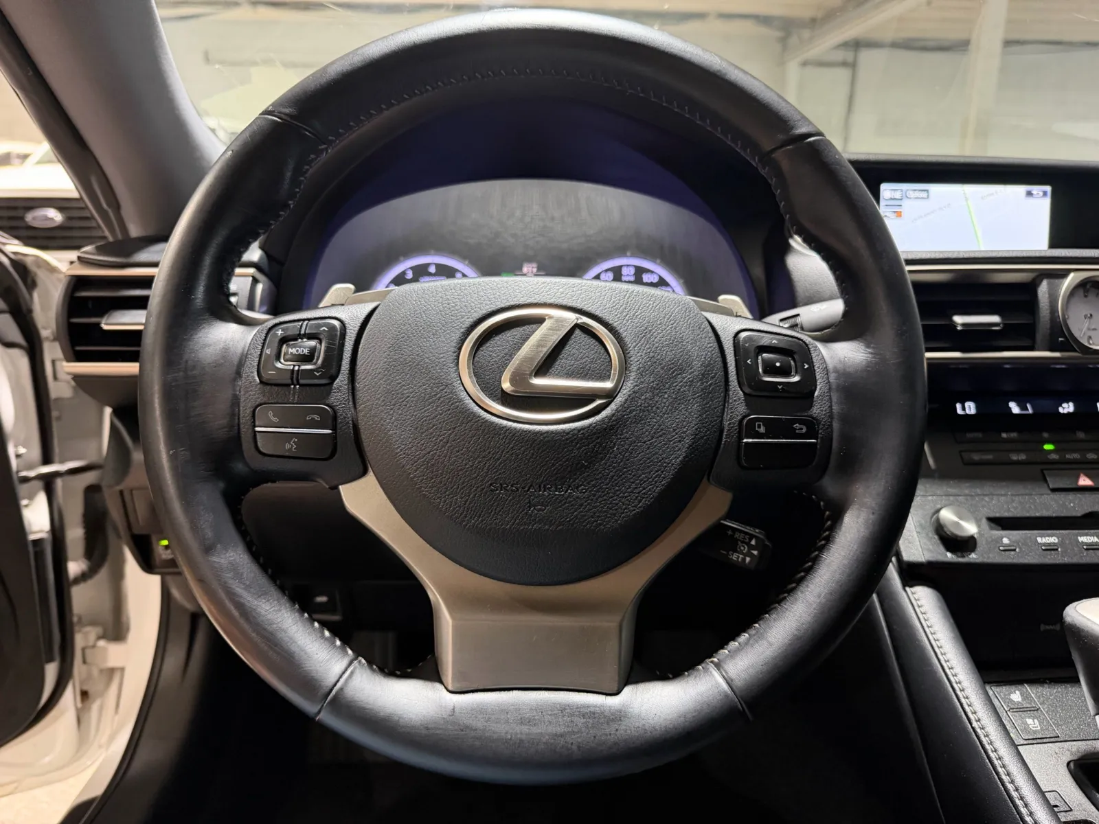 Lexus RC photo 10