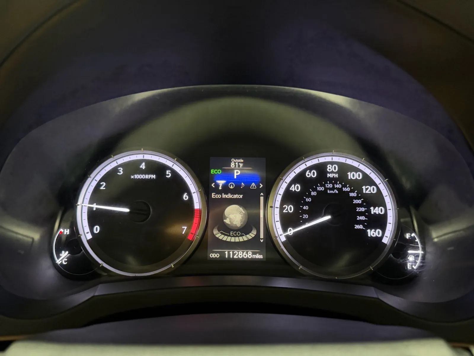 Lexus RC photo 11
