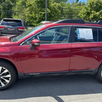 More photos of 2017 Subaru Outback 3.6R Limited at 101 Motors, NJ