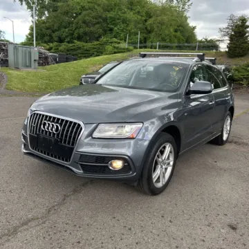 Silver 2015 Audi Q5 3.0T Premium Plus for sale in Carlstadt, NJ