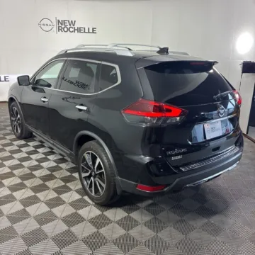 More photos of 2018 Nissan Rogue SL at 101 Motors, NJ