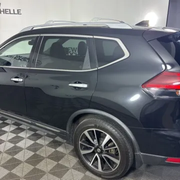 More photos of 2018 Nissan Rogue SL at 101 Motors, NJ