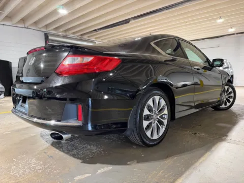 More photos of 2015 Honda Accord EX-L at 101 Motors, NJ