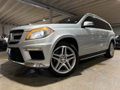 Photos of 2016 Mercedes-Benz GL 550 4MATIC for sale in Carlstadt, NJ at 101 Motors
