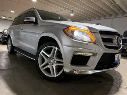 More photos of 2016 Mercedes-Benz GL 550 4MATIC at 101 Motors, NJ