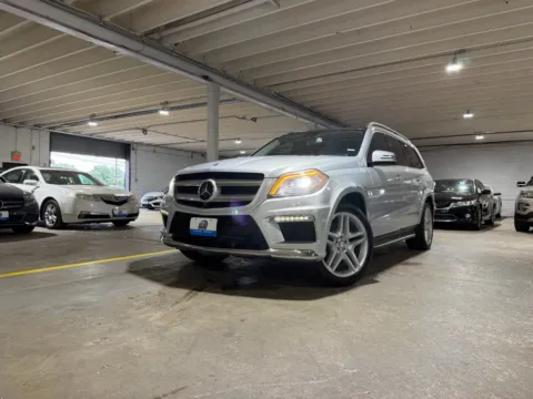 Silver 2016 Mercedes-Benz GL 550 4MATIC for sale in Carlstadt, NJ