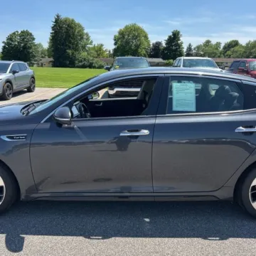 More photos of 2017 Kia Optima SX Turbo at 101 Motors, NJ