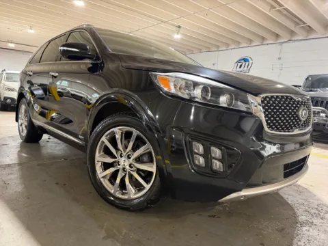 More photos of 2018 Kia Sorento 3.3L SXL at 101 Motors, NJ