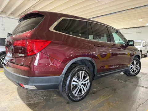 More photos of 2016 Honda Pilot EX-L at 101 Motors, NJ