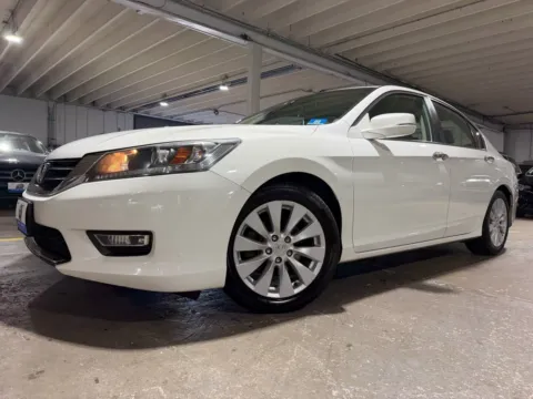 Photos of 2013 Honda Accord EX-L for sale in Carlstadt, NJ at 101 Motors