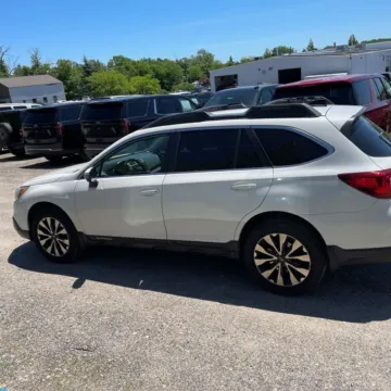 Another view of 2016 Subaru Outback 2.5i Limited for sale in Carlstadt, NJ at 101 Motors