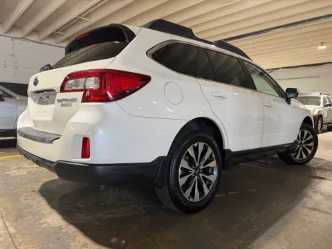 More photos of 2016 Subaru Outback 2.5i Limited at 101 Motors, NJ