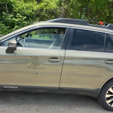 More photos of 2015 Subaru Outback 2.5i Limited at 101 Motors, NJ