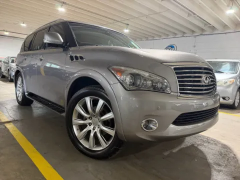 More photos of 2014 INFINITI QX80 at 101 Motors, NJ