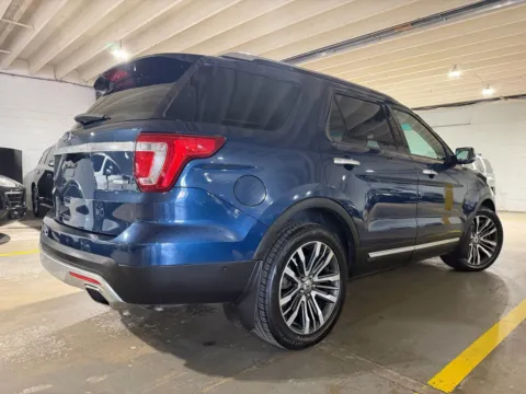 More photos of 2017 Ford Explorer Platinum at 101 Motors, NJ