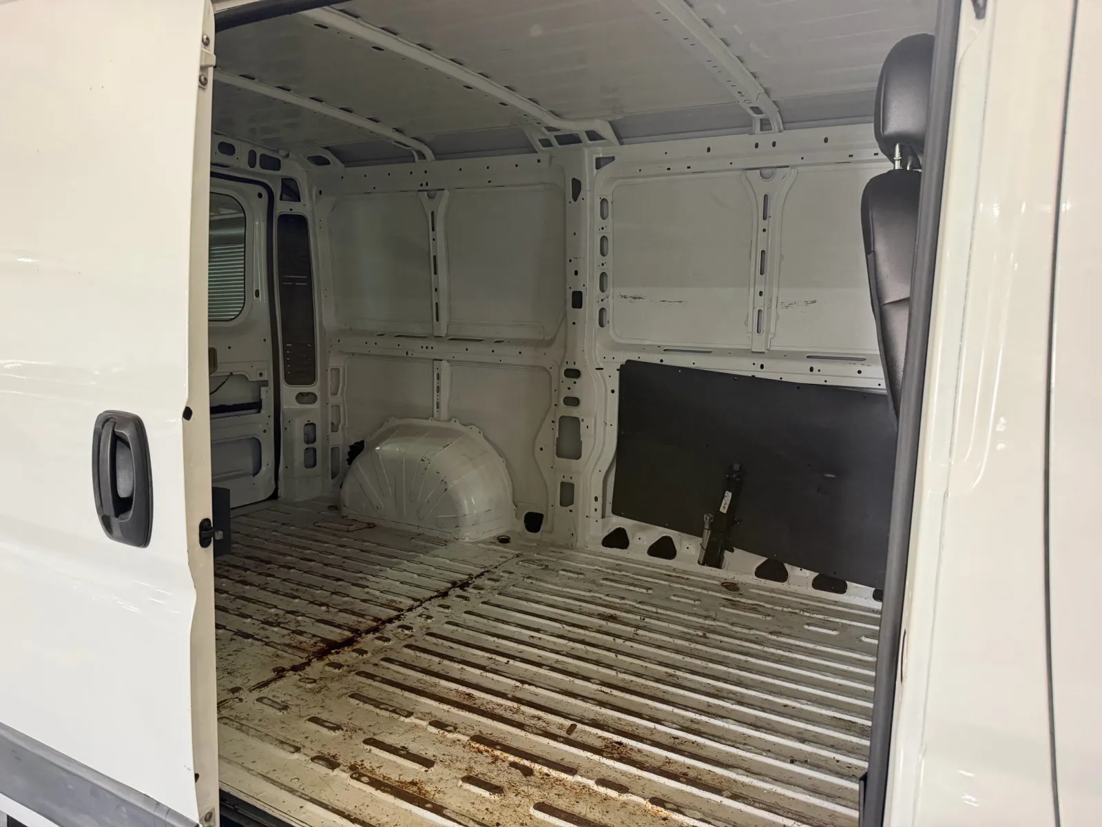 Ram ProMaster 1500 photo 7