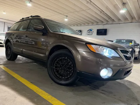 More photos of 2008 Subaru Outback 2.5i Limited at 101 Motors, NJ