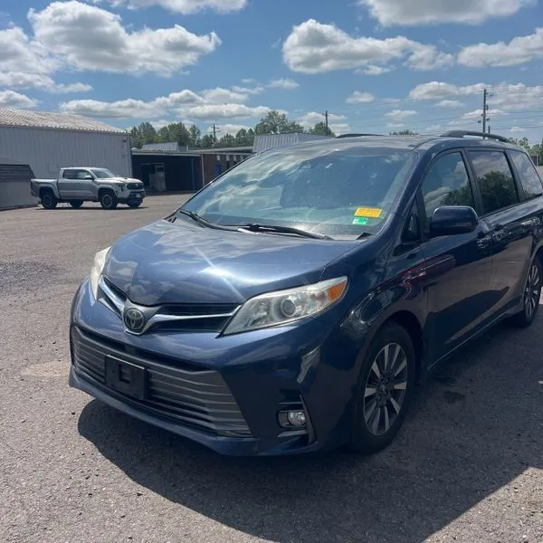 Blue 2018 Toyota Sienna XLE Premium 7 Passenger for sale in Carlstadt, NJ