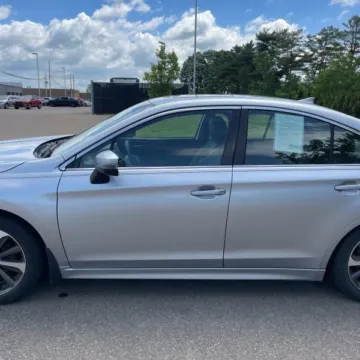 More photos of 2017 Subaru Legacy 2.5i Limited at 101 Motors, NJ