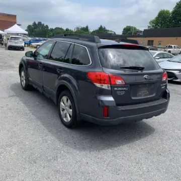 More photos of 2012 Subaru Outback 2.5i Limited at 101 Motors, NJ