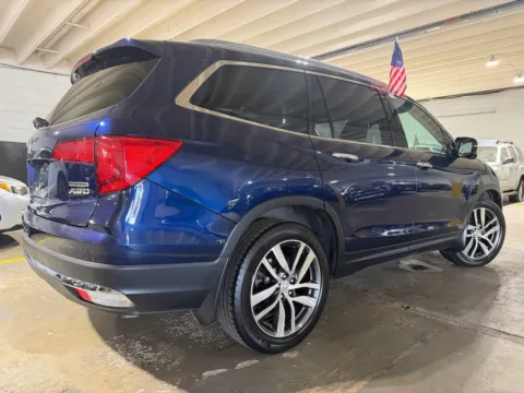 More photos of 2017 Honda Pilot Touring at 101 Motors, NJ