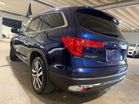 Another view of 2017 Honda Pilot Touring for sale in Carlstadt, NJ at 101 Motors