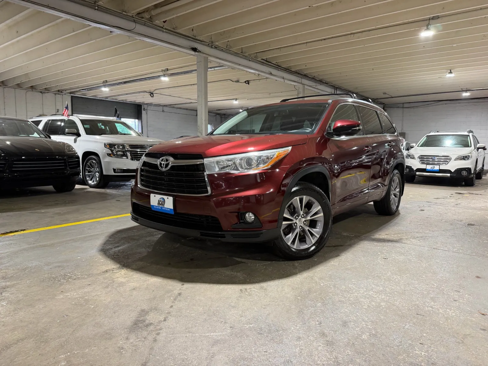 Red 2015 Toyota Highlander XLE V6 for sale in Carlstadt, NJ