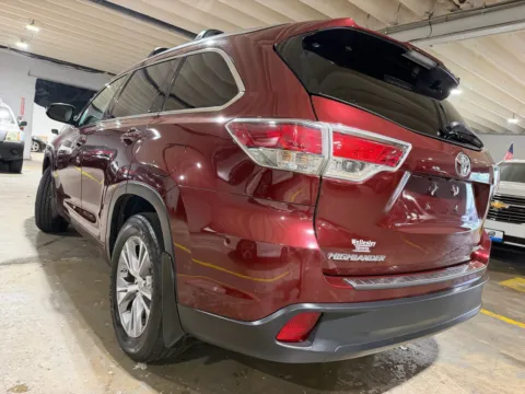 Another view of 2015 Toyota Highlander XLE V6 for sale in Carlstadt, NJ at 101 Motors