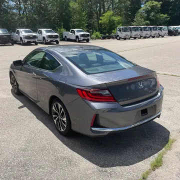 More photos of 2017 Honda Accord EX-L at 101 Motors, NJ