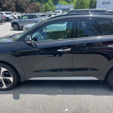 More photos of 2017 Hyundai Tucson Limited at 101 Motors, NJ
