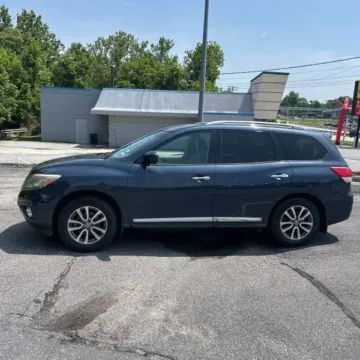 Another view of 2015 Nissan Pathfinder SL for sale in Carlstadt, NJ at 101 Motors