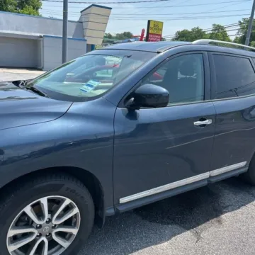 Photos of 2015 Nissan Pathfinder SL for sale in Carlstadt, NJ at 101 Motors