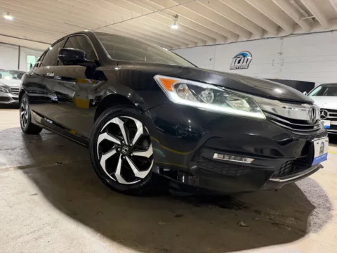 More photos of 2017 Honda Accord EX-L at 101 Motors, NJ