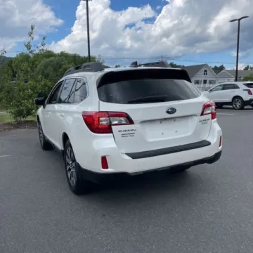 More photos of 2016 Subaru Outback 2.5i Limited at 101 Motors, NJ
