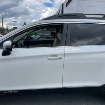 More photos of 2016 Subaru Outback 2.5i Limited at 101 Motors, NJ
