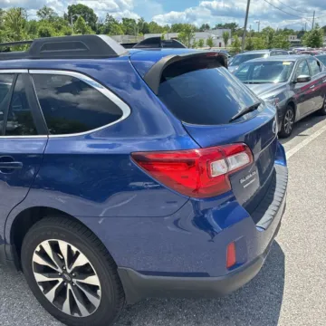 More photos of 2016 Subaru Outback 2.5i Limited at 101 Motors, NJ
