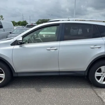 More photos of 2013 Toyota RAV4 XLE at 101 Motors, NJ
