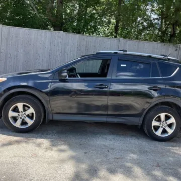 More photos of 2015 Toyota RAV4 XLE at 101 Motors, NJ