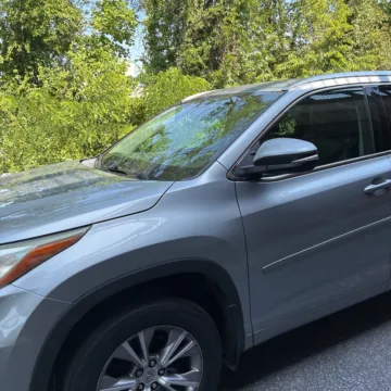 Photos of 2015 Toyota Highlander XLE V6 for sale in Carlstadt, NJ at 101 Motors