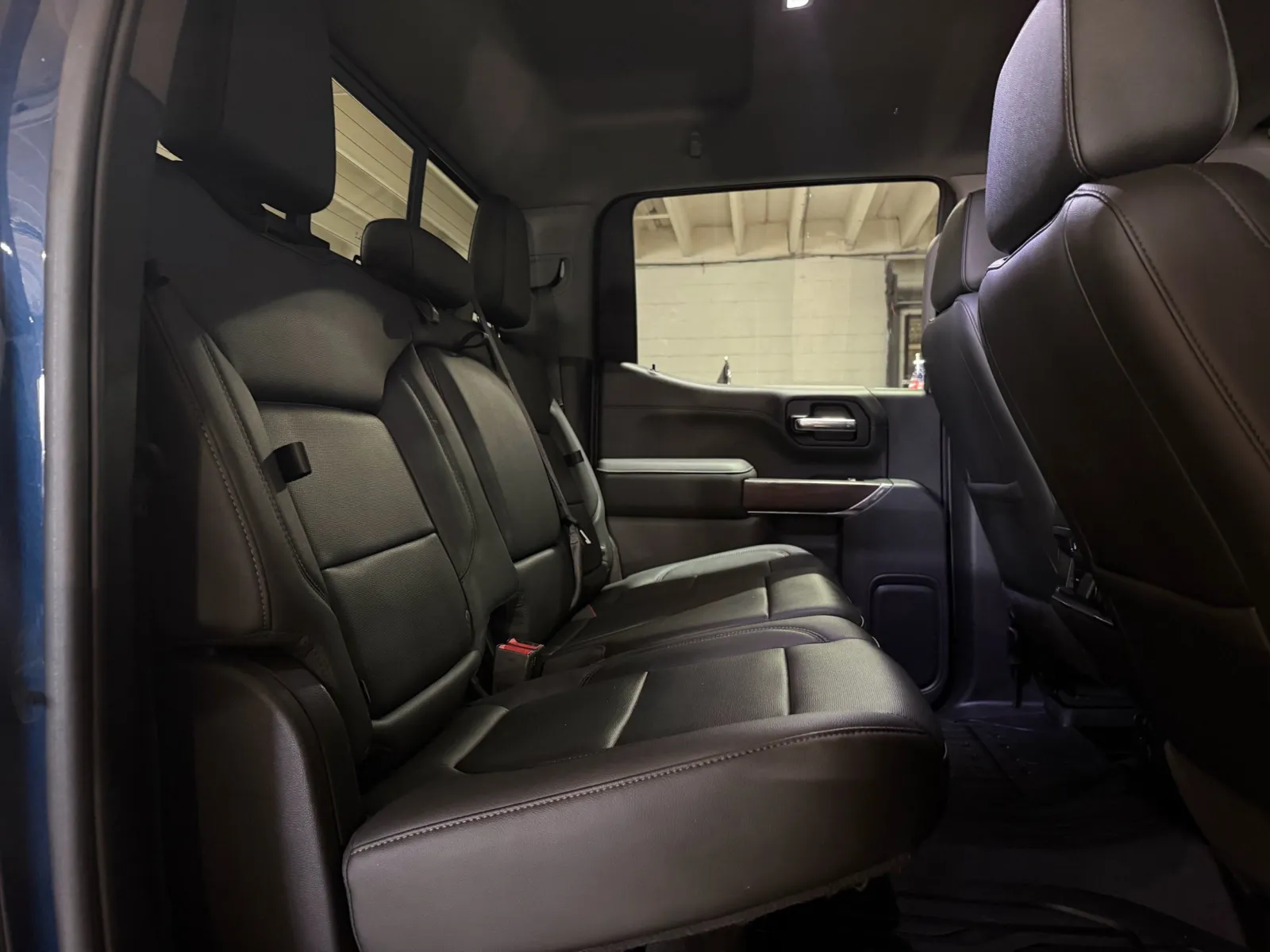 GMC Sierra photo 10