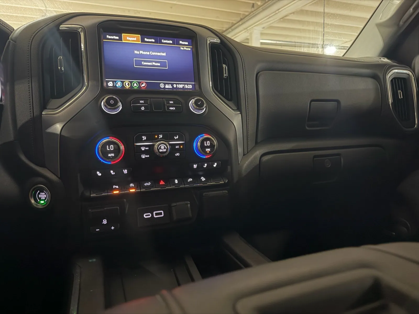 GMC Sierra photo 14