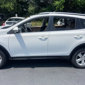 More photos of 2013 Toyota RAV4 XLE at 101 Motors, NJ